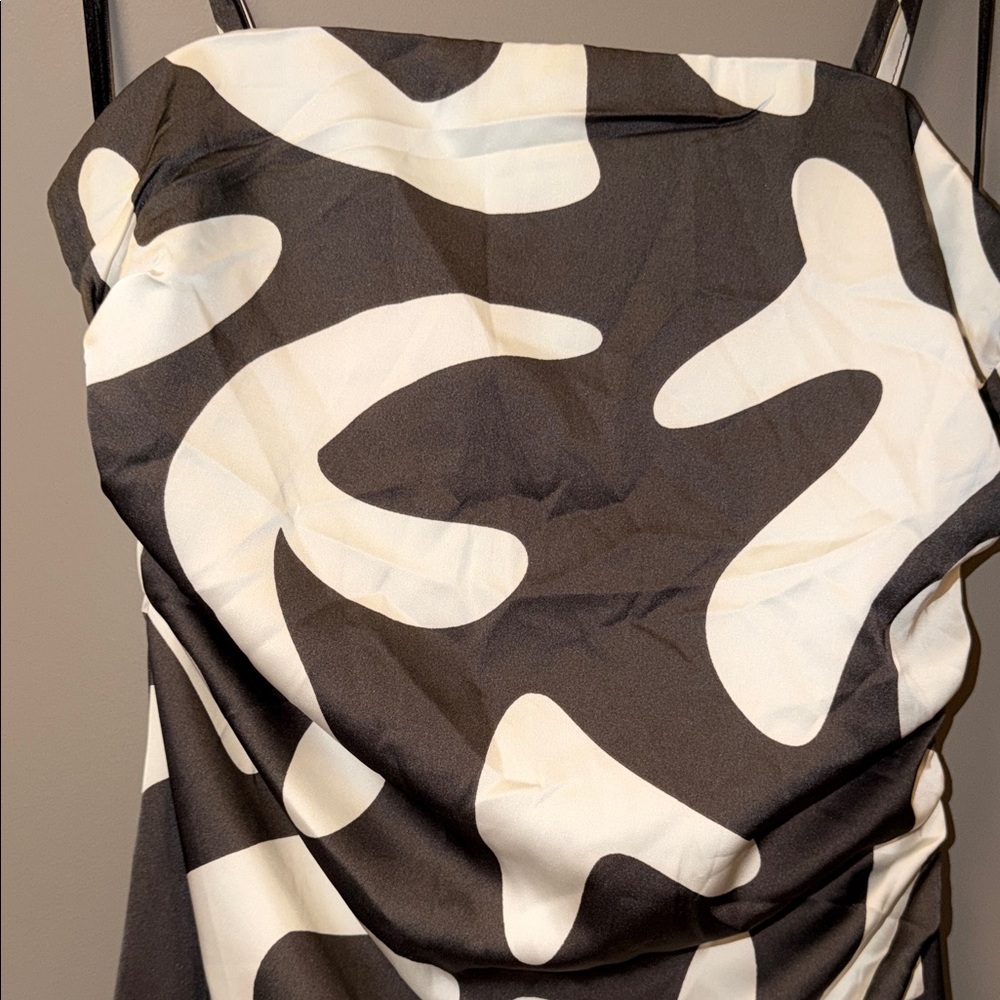 Black & White Abstract Midi Slip Dress - Picture 3 of 11